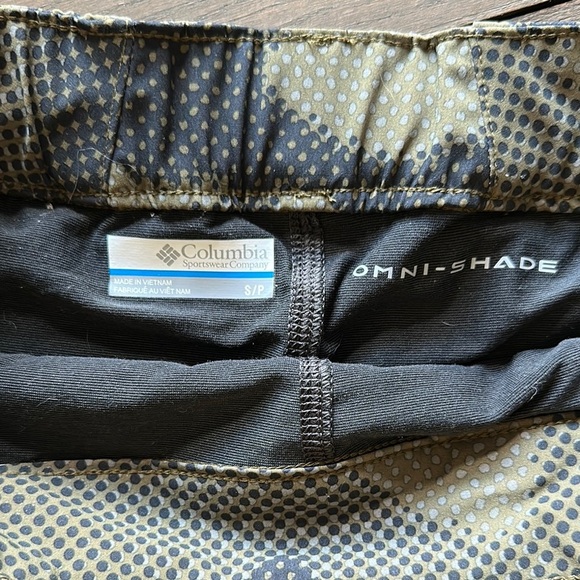 Columbia Women's Pleasant Creek Skort Omni-shield Stone Green Spotted Camo - Picture 5 of 6